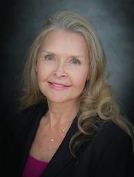 Mavis Early Headshot