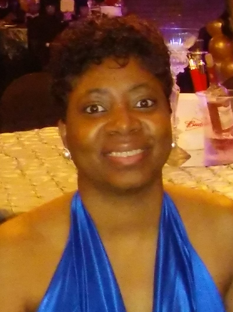 roxanne ponson headshot