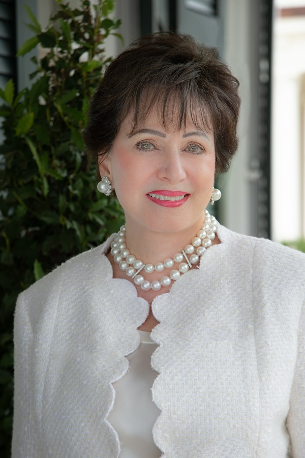 Mrs. Gayle Benson Mrs. Gayle Benson